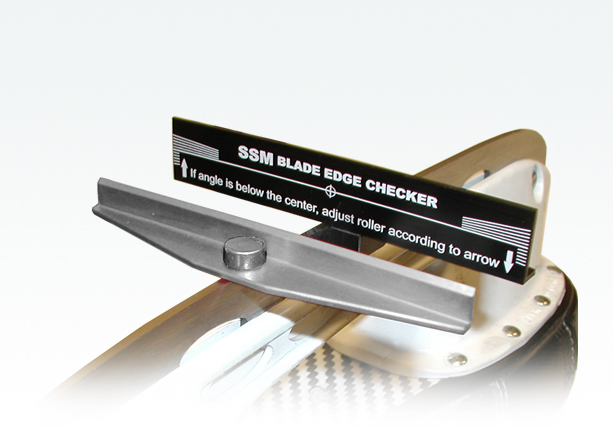 Blade edge checker